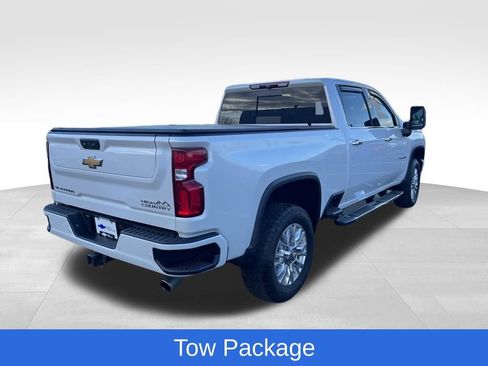 Used 2022 Chevrolet Silverado 2500 High Country w/ Z71 Off-Road Package image 6