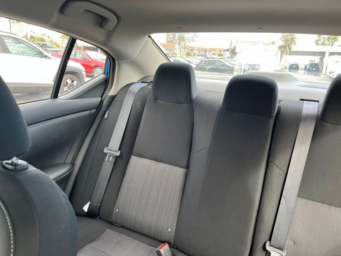 Used 2025 Nissan Sentra SV image 39