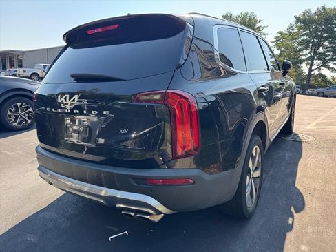 Certified 2022 Kia Telluride EX w/ EX Premium Package FWD image 5