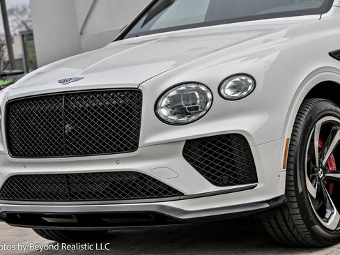 Used 2023 Bentley Bentayga image 10