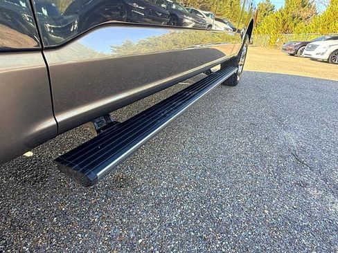 Used 2022 Ford F150 Lariat w/ Equipment Group 502A High image 14