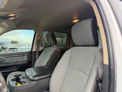 Used 2020 RAM 2500 Big Horn image 39