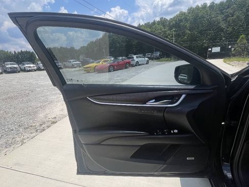Used 2018 Cadillac XTS Luxury FWD image 25