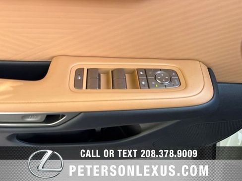 New 2026 Lexus ES 500e AWD/4WD image 21