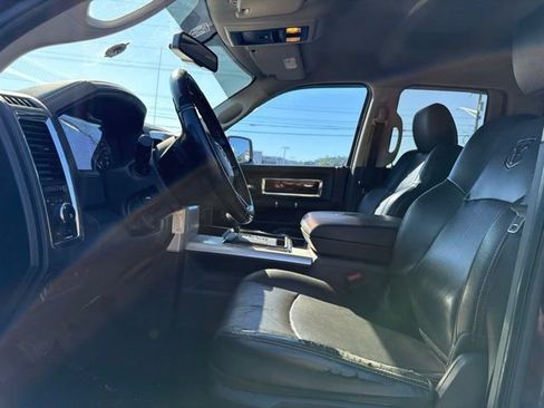 Used 2012 RAM 1500 Laramie AWD/4WD image 11