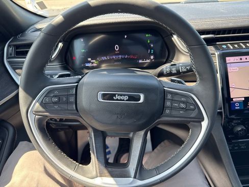 Used 2024 Jeep Grand Cherokee Limited 4xe image 24