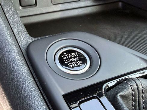 Used 2024 Nissan Sentra S FWD image 27