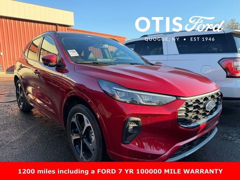 Certified 2025 Ford Escape ST-Line Elite w/ Premium Technology Package image 1