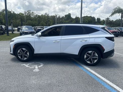 Certified 2025 Hyundai Tucson SEL FWD image 13