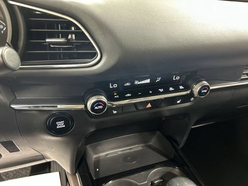 Used 2024 MAZDA CX-30 AWD 2.5 S w/ Premium Package image 16
