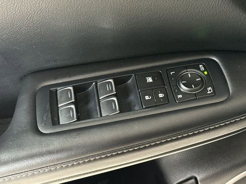 Used 2019 Lexus RX 350L w/ Premium Package image 13