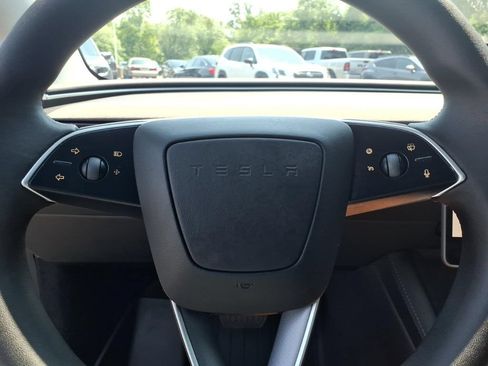 Used 2025 Tesla Model 3 Long Range AWD/4WD image 5