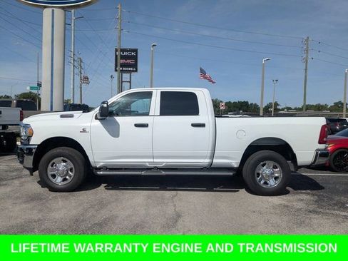 Used 2024 RAM 3500 Tradesman w/ Chrome Appearance Group AWD/4WD image 8