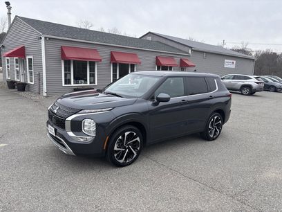 Used 2024 Mitsubishi Outlander SE