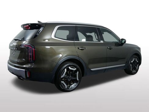 Certified 2024 Kia Telluride EX w/ EX Captain's Chair Package AWD/4WD image 11