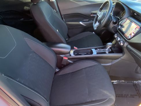 Certified 2024 Nissan Kicks SV image 11