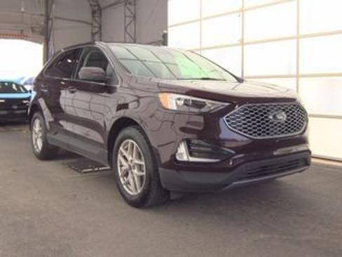Used 2024 Ford Edge SEL w/ Convenience Package AWD/4WD image 4
