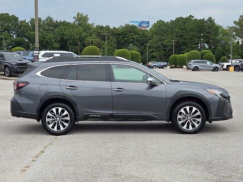Used 2024 Subaru Outback Touring XT AWD/4WD image 6