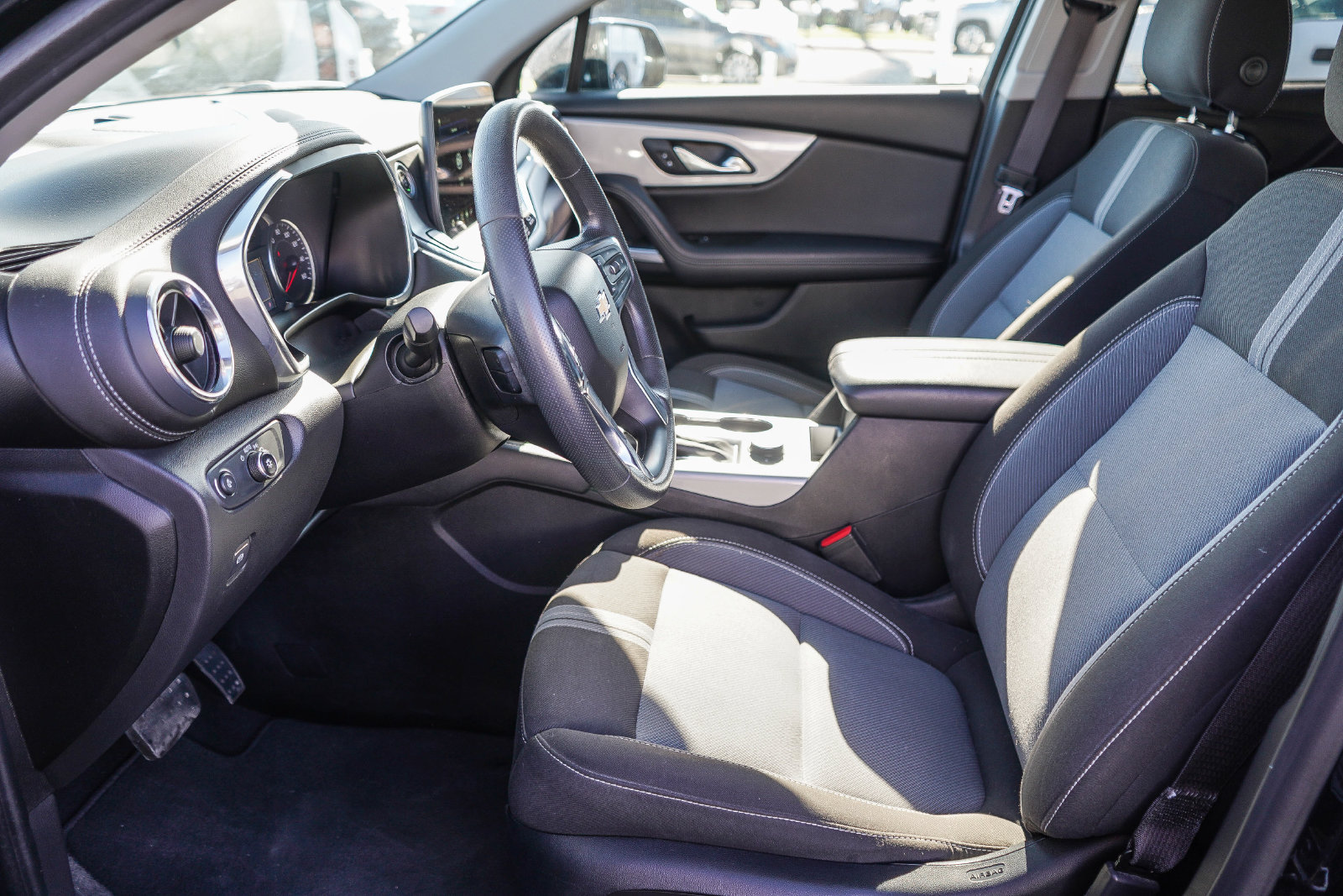 Used 2023 Chevrolet Blazer LT FWD image 12