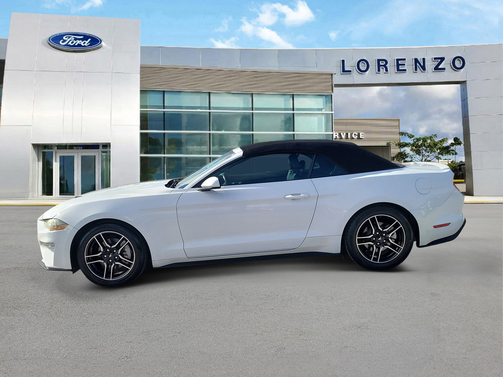 Used 2022 Ford Mustang Premium RWD image 8