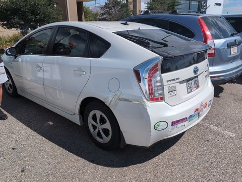 Used 2012 Toyota Prius Four FWD image 2