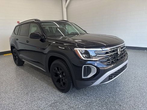 New 2026 Volkswagen Atlas Peak Edition AWD/4WD image 5