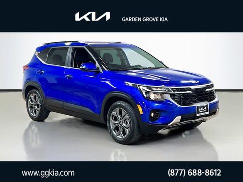 Certified 2024 Kia Seltos S image 1