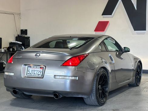 Used 2003 Nissan 350Z Touring RWD image 4
