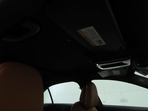 Certified 2025 Mercedes-Benz C 300 Sedan image 18