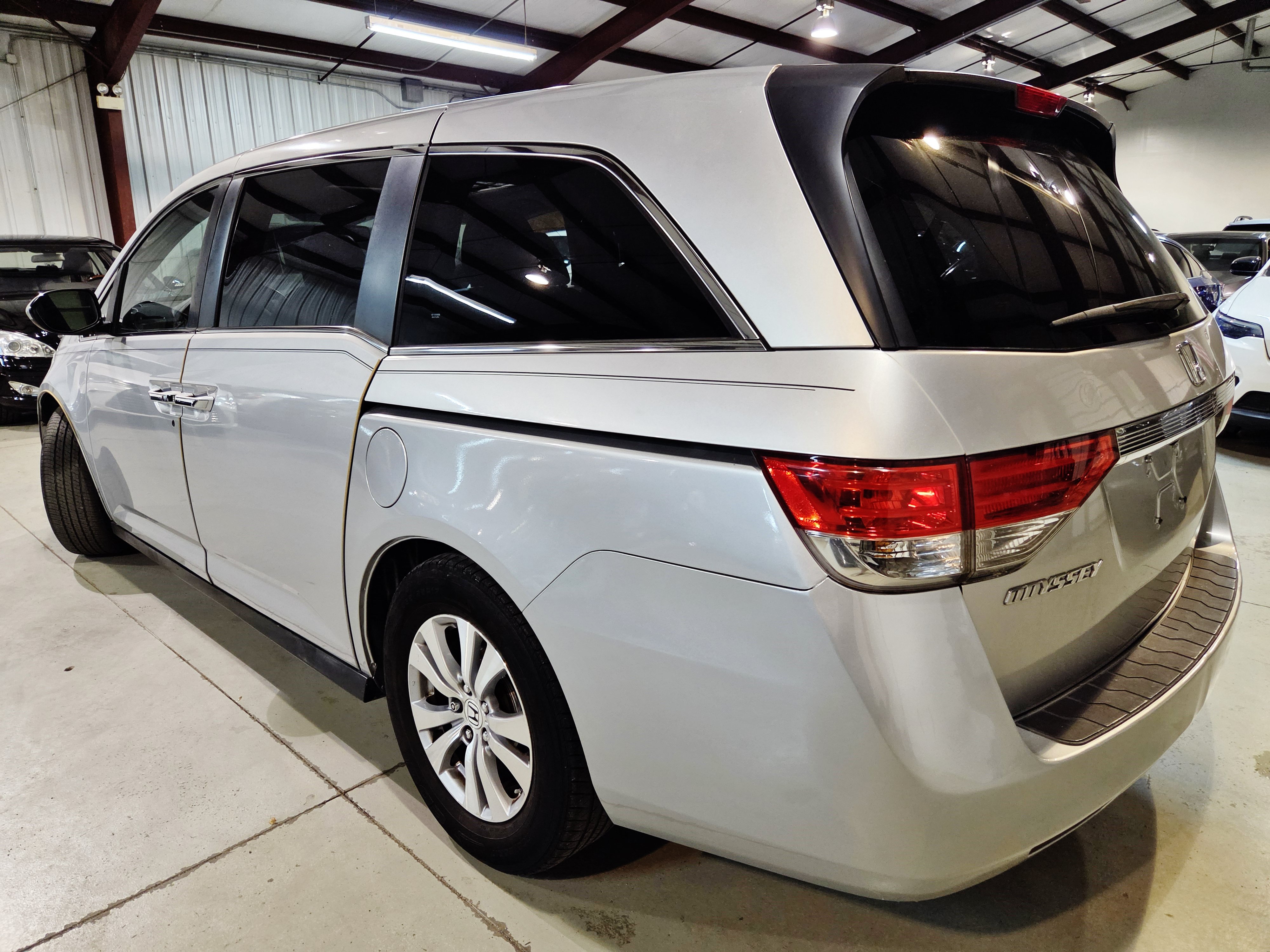 Used 2015 Honda Odyssey EX-L image 6
