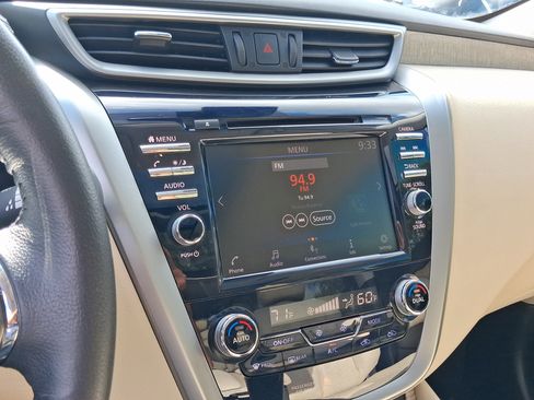 Used 2021 Nissan Murano SV w/ SV Special Edition Package FWD image 15