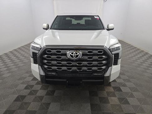 Used 2024 Toyota Tundra Platinum AWD/4WD image 2