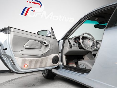 Used 2003 Porsche 911 Carrera RWD image 43