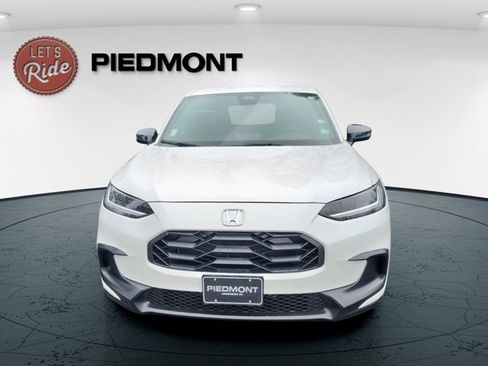 Used 2024 Honda HR-V Sport image 4