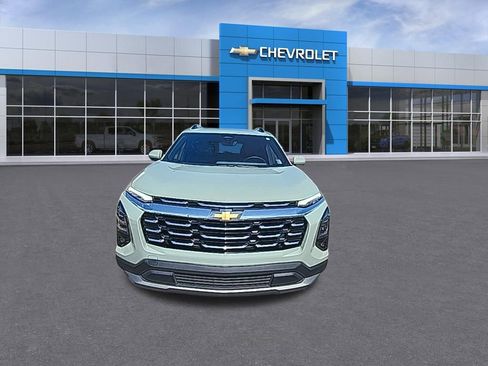 Used 2025 Chevrolet Equinox LT w/ Convenience Package II AWD/4WD image 8