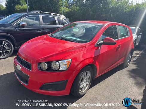 Used 2014 Chevrolet Sonic LT FWD image 1