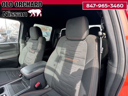 Used 2025 Nissan Frontier PRO-4X w/ Pro Convenience Package AWD/4WD image 15