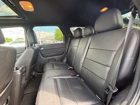 Used 2010 Ford Escape XLT FWD image 24
