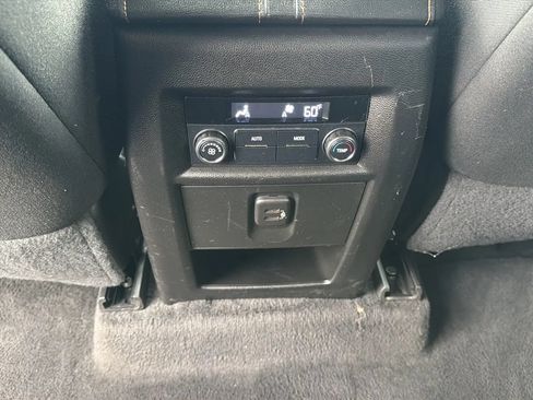 Used 2019 Chevrolet Traverse LS FWD image 30