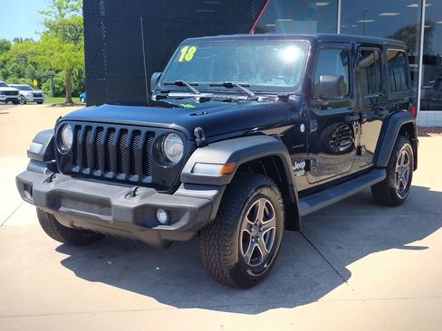 Used 2018 Jeep Wrangler Unlimited Sport w/ Dual Top Group AWD/4WD image 1