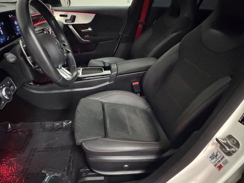 Certified 2025 Mercedes-Benz CLA 35 AMG 4MATIC image 26