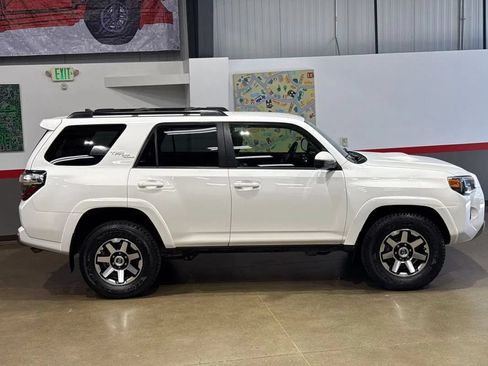 Used 2019 Toyota 4Runner TRD Off-Road AWD/4WD image 58