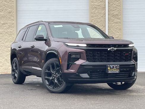 New 2026 Chevrolet Traverse RS w/ LPO, Floor Liner Package image 2