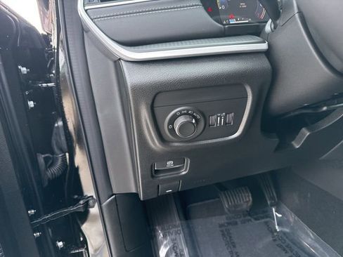 New 2025 Jeep Grand Cherokee Altitude w/ Trailer Tow Package image 22