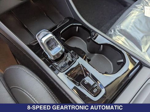 New 2026 Volvo XC40 B5 Plus w/ Protection Package Premier image 17