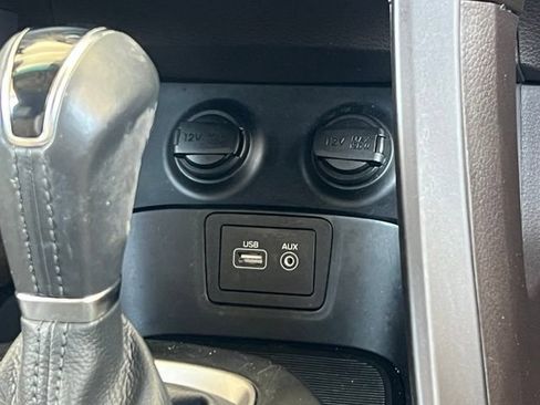 Used 2017 Hyundai Santa Fe Sport FWD image 11