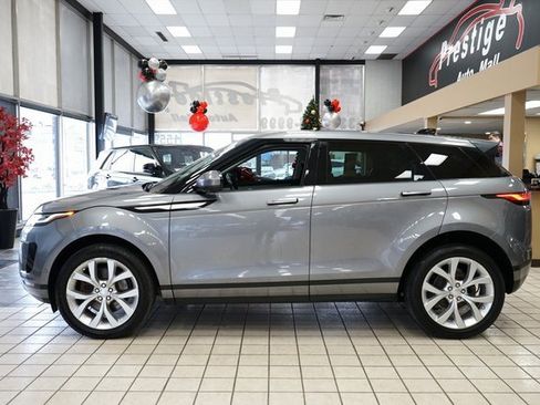 Used 2020 Land Rover Range Rover Evoque SE image 4