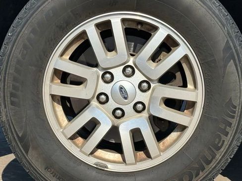 Used 2012 Ford Expedition XLT RWD image 11