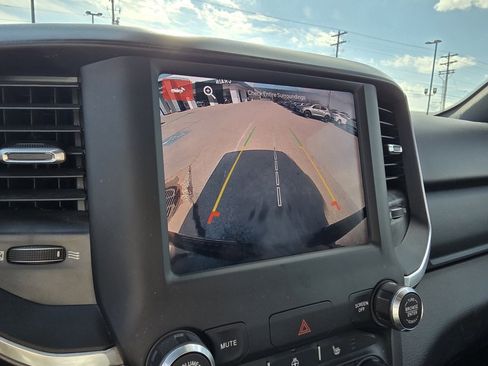 Used 2022 RAM 1500 Big Horn image 17