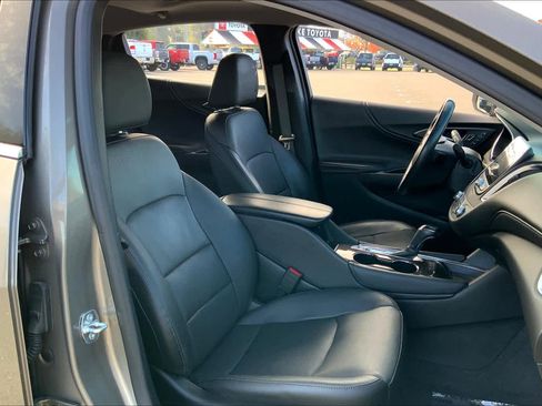 Used 2020 Chevrolet Malibu Premier FWD image 8